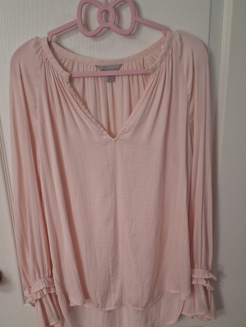 BELLE SKY Soft Pink Women's V-Neck Ruffke Cuff Long Sleeve Blouse Size XS